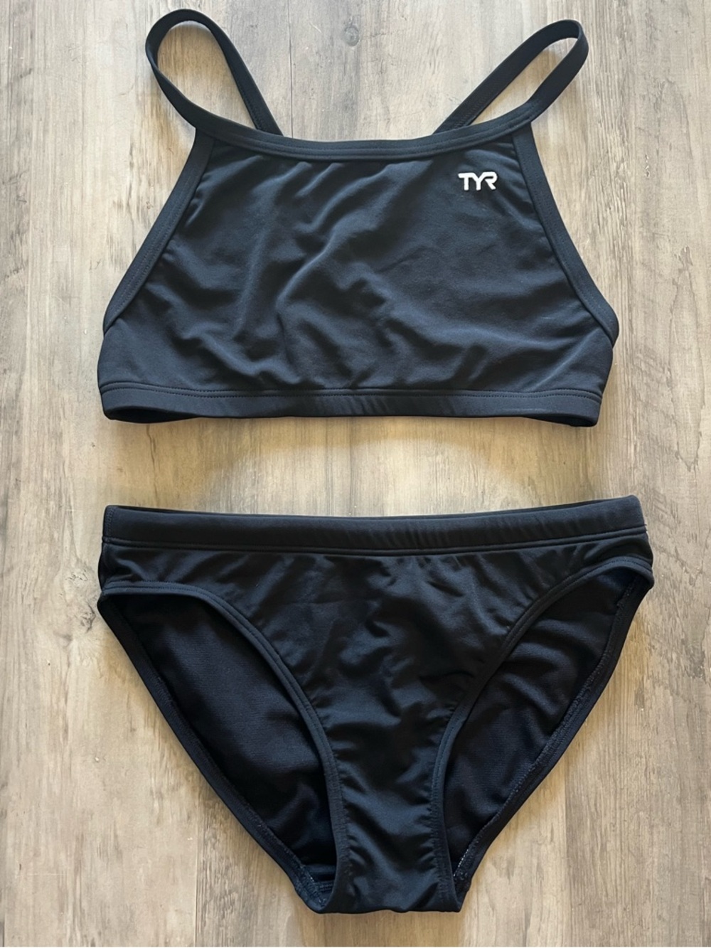 TYR women’s Durafast diamondfit Workout Bikini Black Medium